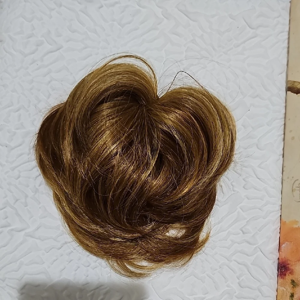Toni Brattin NEW Red Blonde Clip In‎ Hairpiece